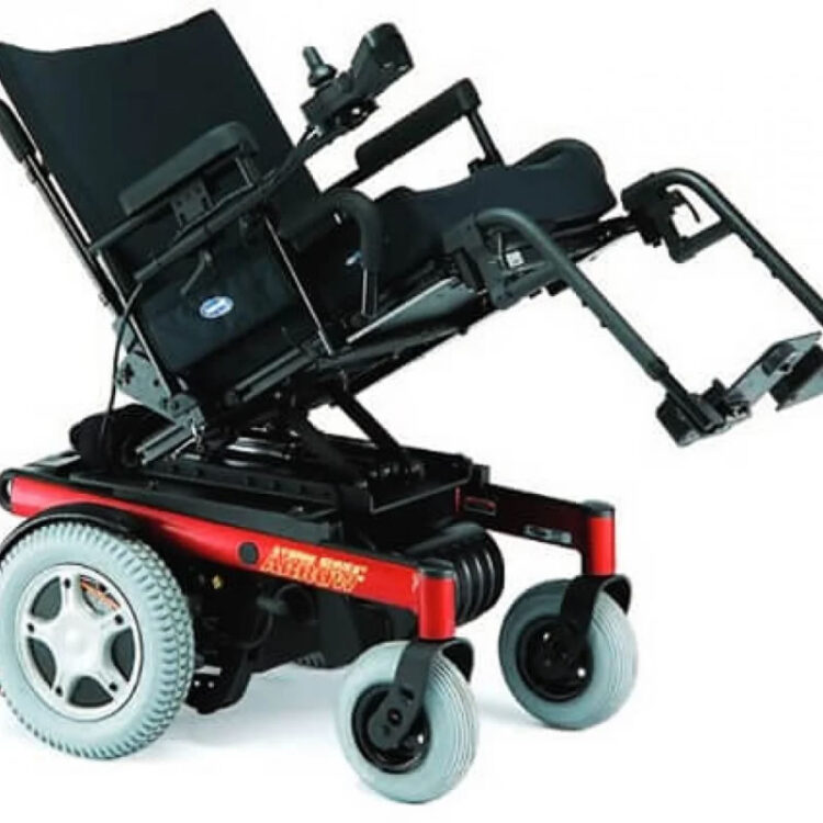 Akülü Tekerlekli Sandalye Invacare Storm 3